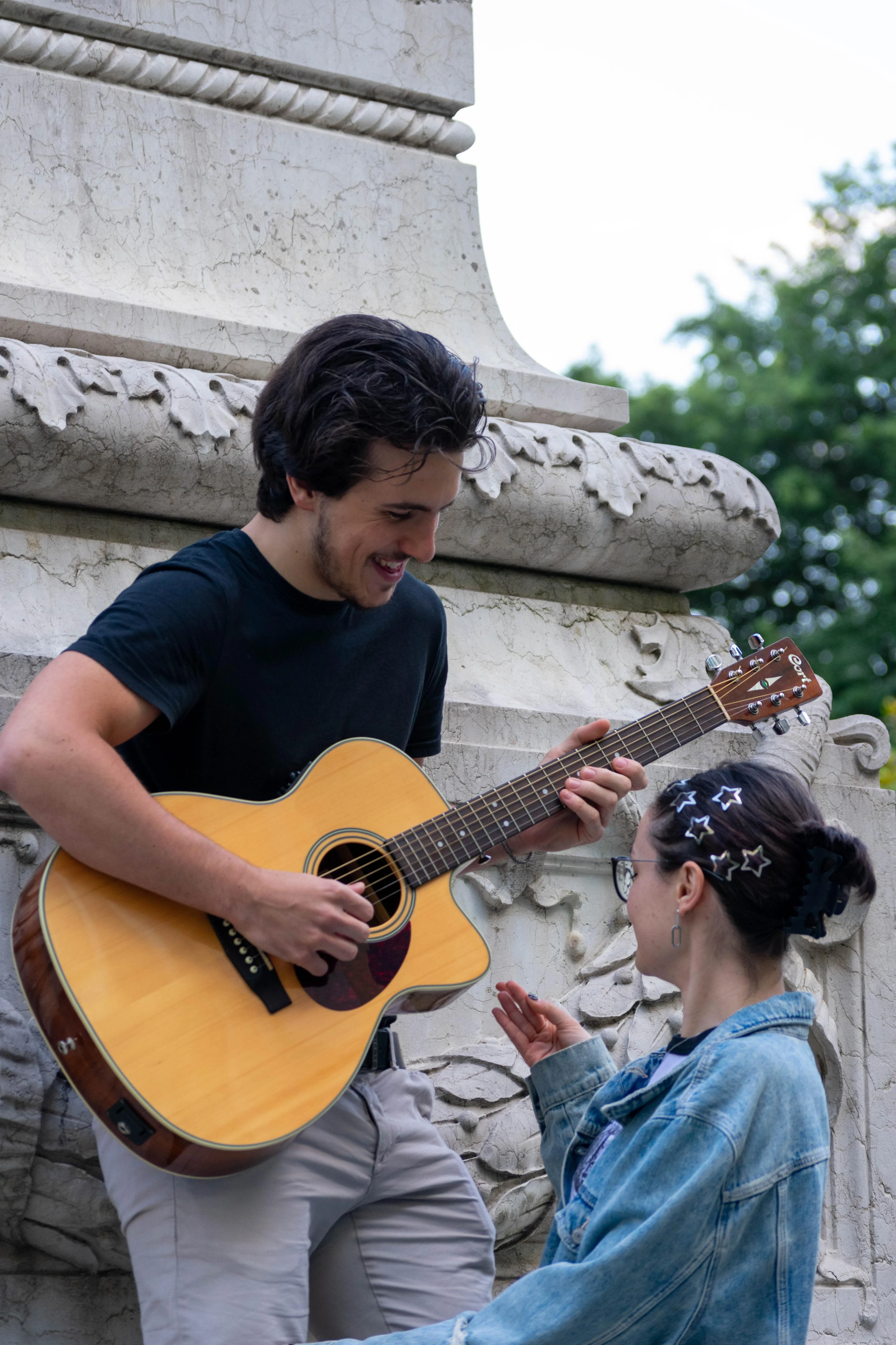 Photo of Singer (3).